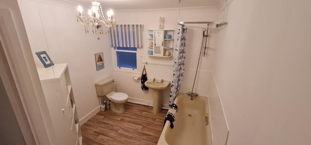 Diamond Harbour - Whole Huge Apartment - Wifi - Beach - Ramsgate Town Eksteriør bilde